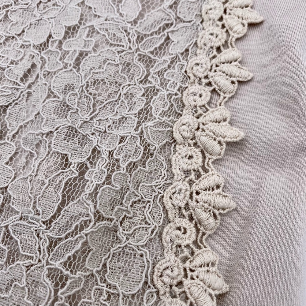 NWOT Express Lace Front Fitted Sleeveless Blouse, XS - Picture 10 of 14